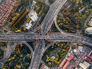 carretera visto desde un drone