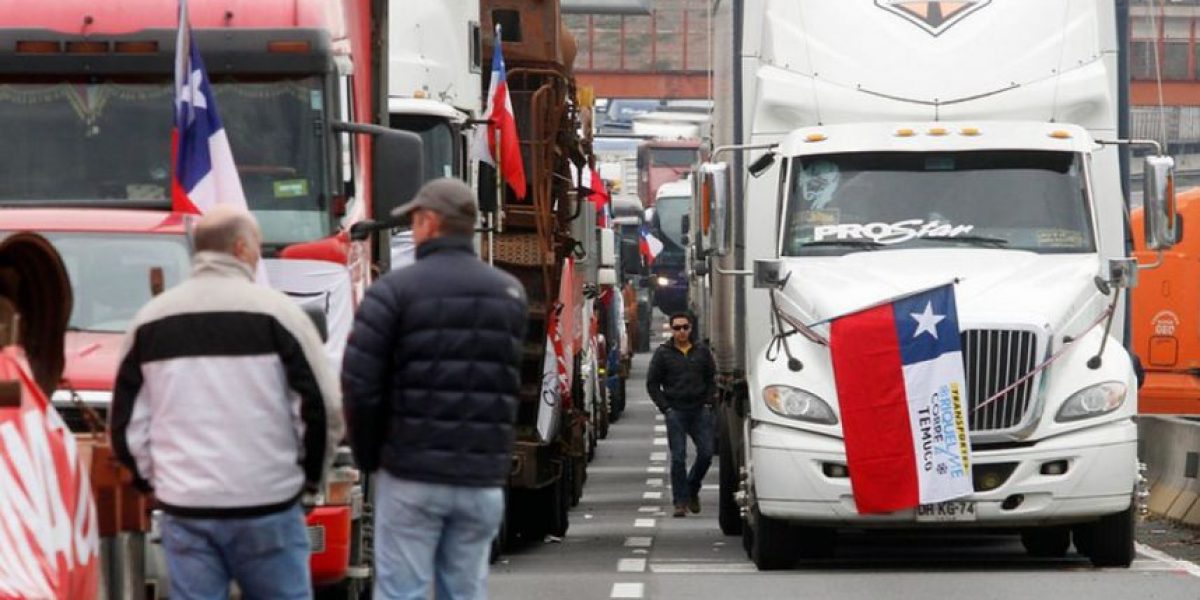 Gremio de Camioneros pide al Gobierno medidas para la Cadena de Abastecimiento