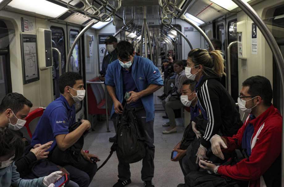 Minsal decreta uso obligatorio de mascarillas en transporte